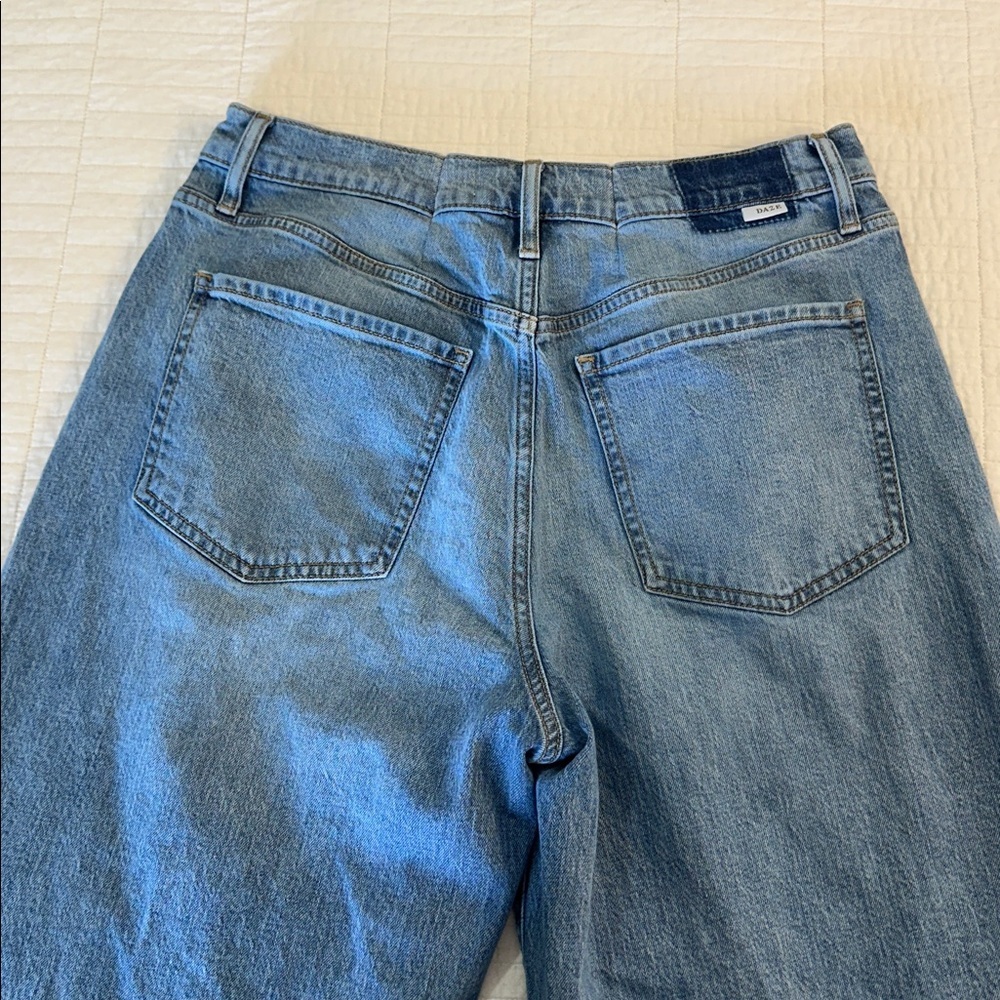 DAZE Jeans Size 30 Barrel Leg High Rise Light Wash Denim Statement - Picture 8 of 12